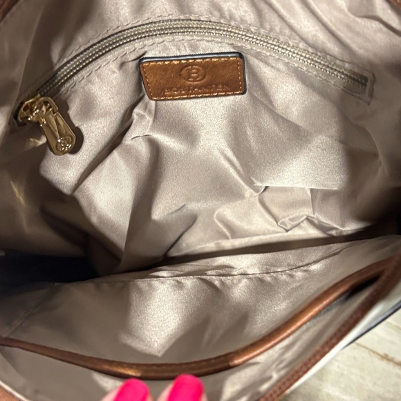 NWOT❤️ Nola Reversible Boho Strap Vegan Leather Hobo Handbag - Picture 8 of 8